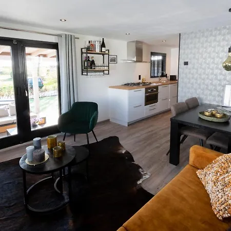 Holiday home Hip Aan De Maas Lith